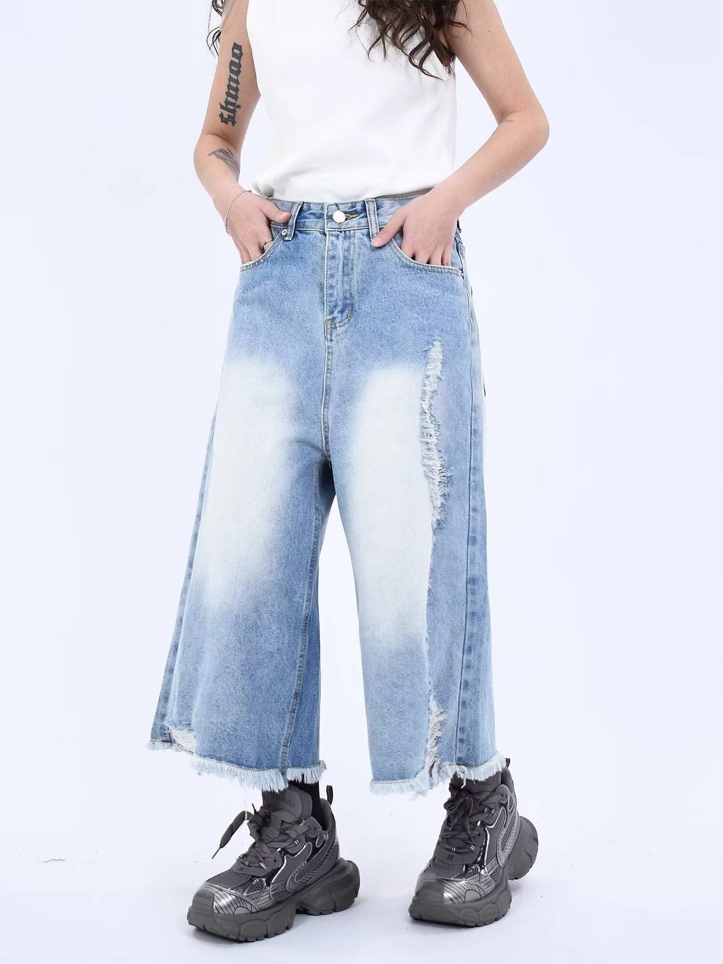 Hong Kong-style Loose-fitting Versatile Cropped Jeans