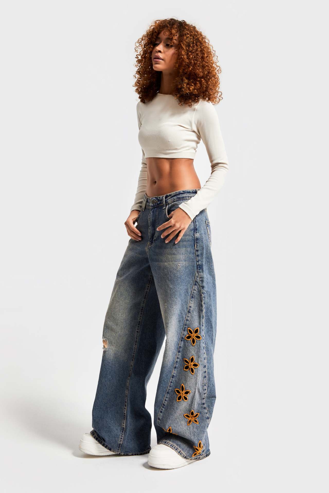 Women's Casual And Relaxed Embroidered High Waist Loose Jeans