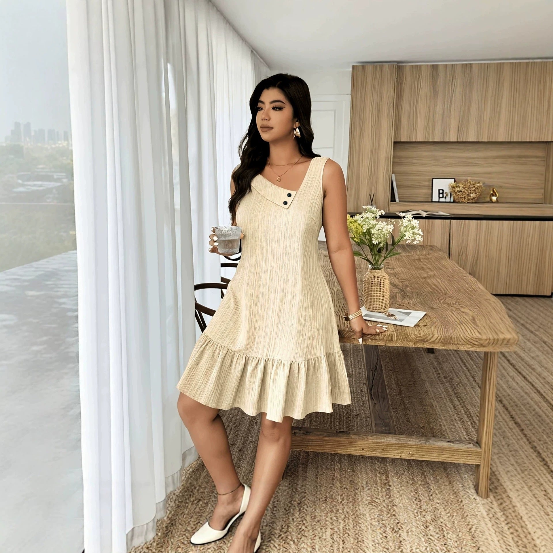 Sleeveless Slightly Sloped-neck Casual Resort Dress