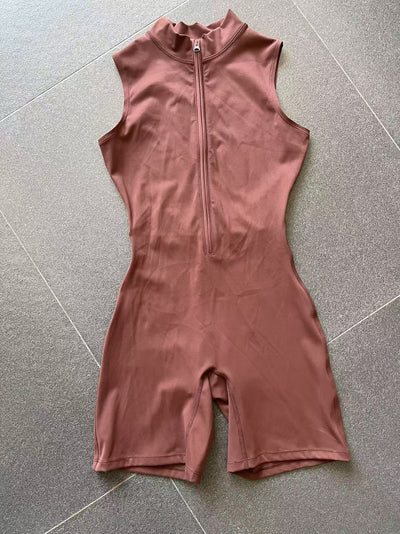 European And American One-piece Jumpsuit With Stand-up Collar, Zipper, And Sleeveless