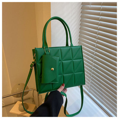571910977-4